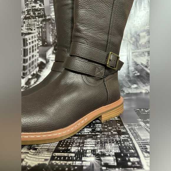 MIA Boots - Picture 4 of 8